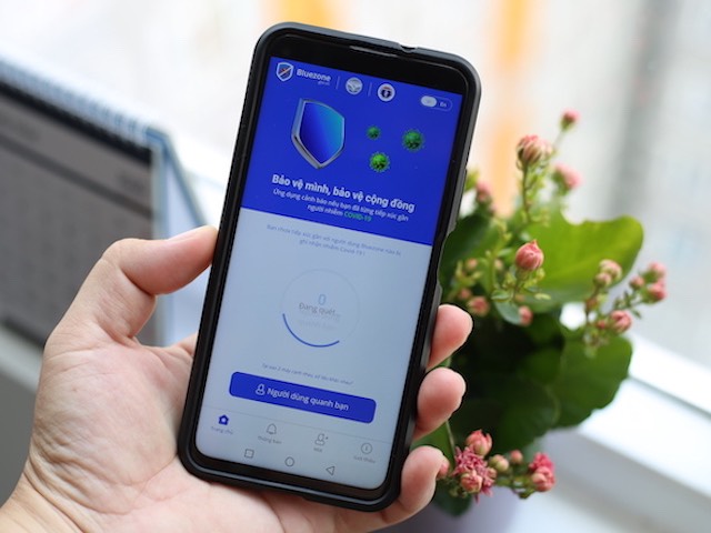 Mỗi giờ, có thêm đến 40.000 lượt tải ứng dụng 'khẩu trang điện tử' Bluezone