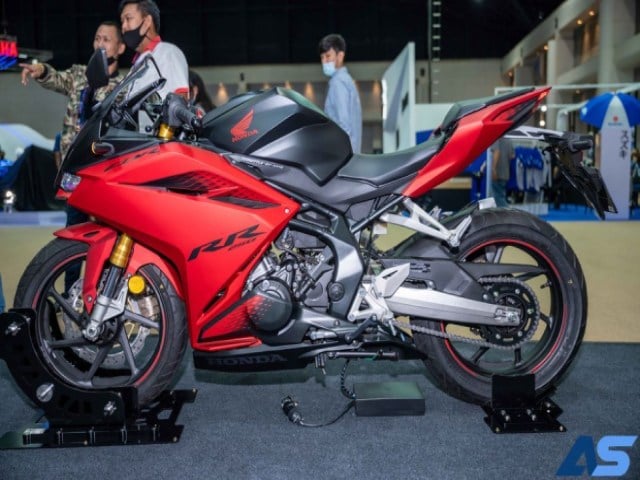 2021 Honda CBR250RR SP giảm giá mạnh, cuốn hút dân tập chơi