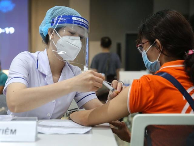 Người dân có phải tiêm cả 7 mũi vắc-xin phòng COVID-19?