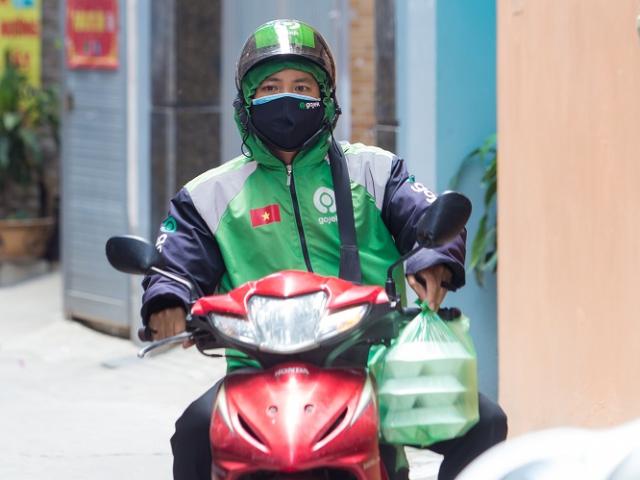 Bùng nổ đơn hàng online: Chuyển đổi số và thanh toán không tiền mặt đang chiếm lĩnh thị trường
