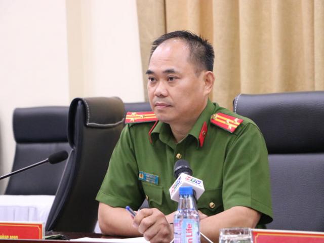 Vụ phát hiện thi thể nam sinh mất tích: Nhảy sông tự tử, có cục đá 10kg trong ba lô