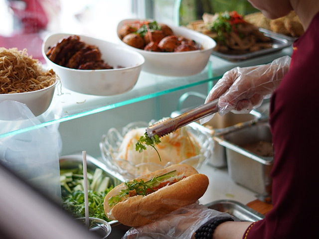 Thay đổi thực đơn chay với 8 món bánh mì chay thanh tịnh cùng Bếp Chay Nhà Zen