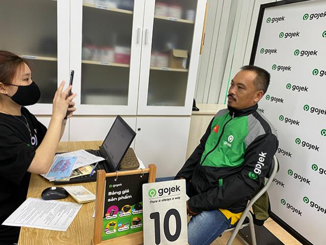 Tuyển tài xế cho dịch vụ ô tô sắp ra mắt: Gojek có yêu cầu quá cao với tài xế?