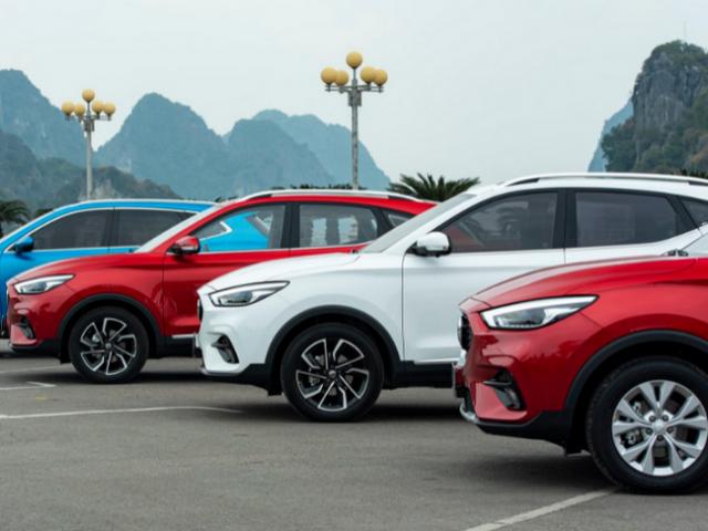 &quot;Bão giảm giá&quot; ô tô, có mẫu giảm tới 200 triệu đồng