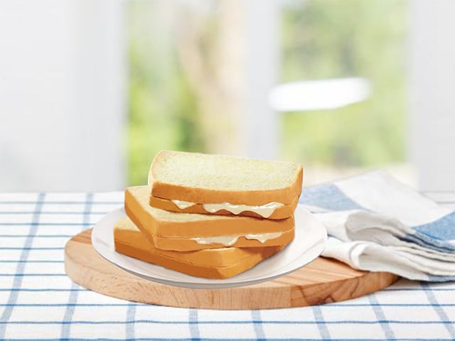 'Tan chảy' cùng bánh tươi sandwich nhân sữa chua Lava lần đầu tiên xuất hiện trên thị trường nội địa