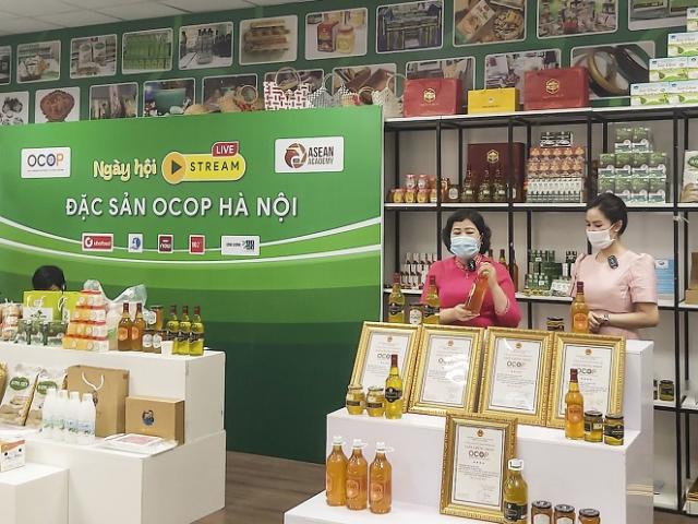 Hà Nội: Thí điểm mô hình "Chợ đêm trên mây" hỗ trợ tiêu thụ nông sản mùa Covid-19