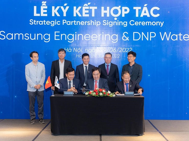 Sự kiện Samsung đầu tư vào DNP Water nhận được sự quan tâm lớn từ báo giới quốc tế