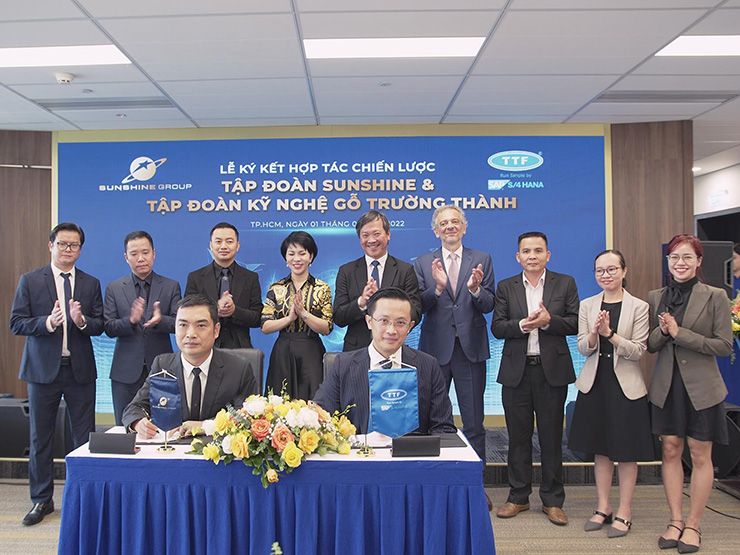 Sunshine Group “bắt tay” hợp tác chiến lược với Tập đoàn Kỹ nghệ Gỗ Trường Thành