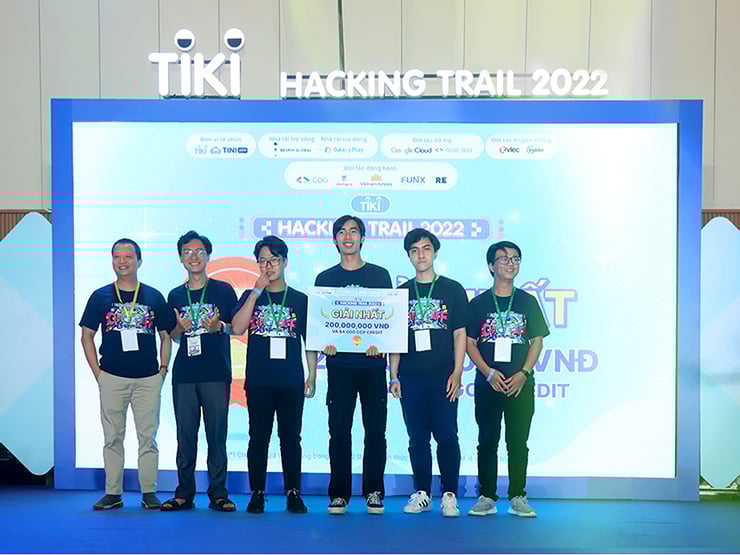 Quán quân sinh viên ẵm giải 200 triệu của Tiki Hacking Trail 2022