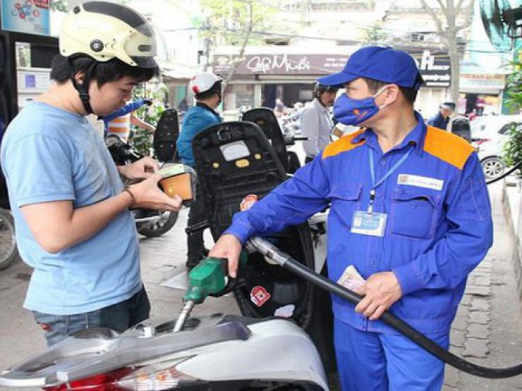 Giá xăng dầu hôm nay 28/7: Đồng loạt tăng mạnh