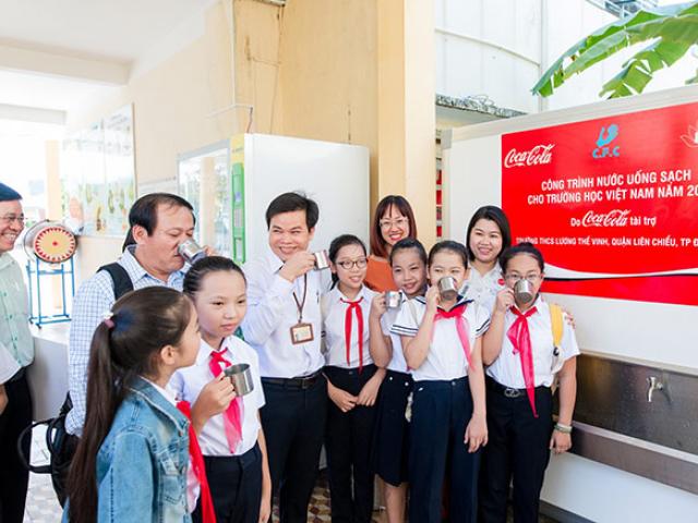Chung tay cung cấp nước sạch cho người dân thủ đô