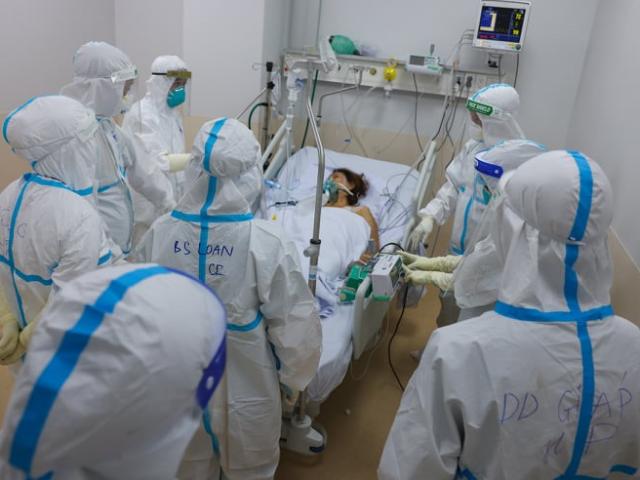Bộ Y tế chính thức đưa Molnupiravir vào phác đồ điều trị COVID-19