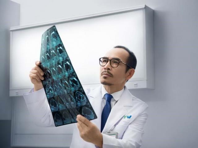 Bệnh nhân thay khớp nhân tạo tại FV “nhẹ” nỗi lo viện phí